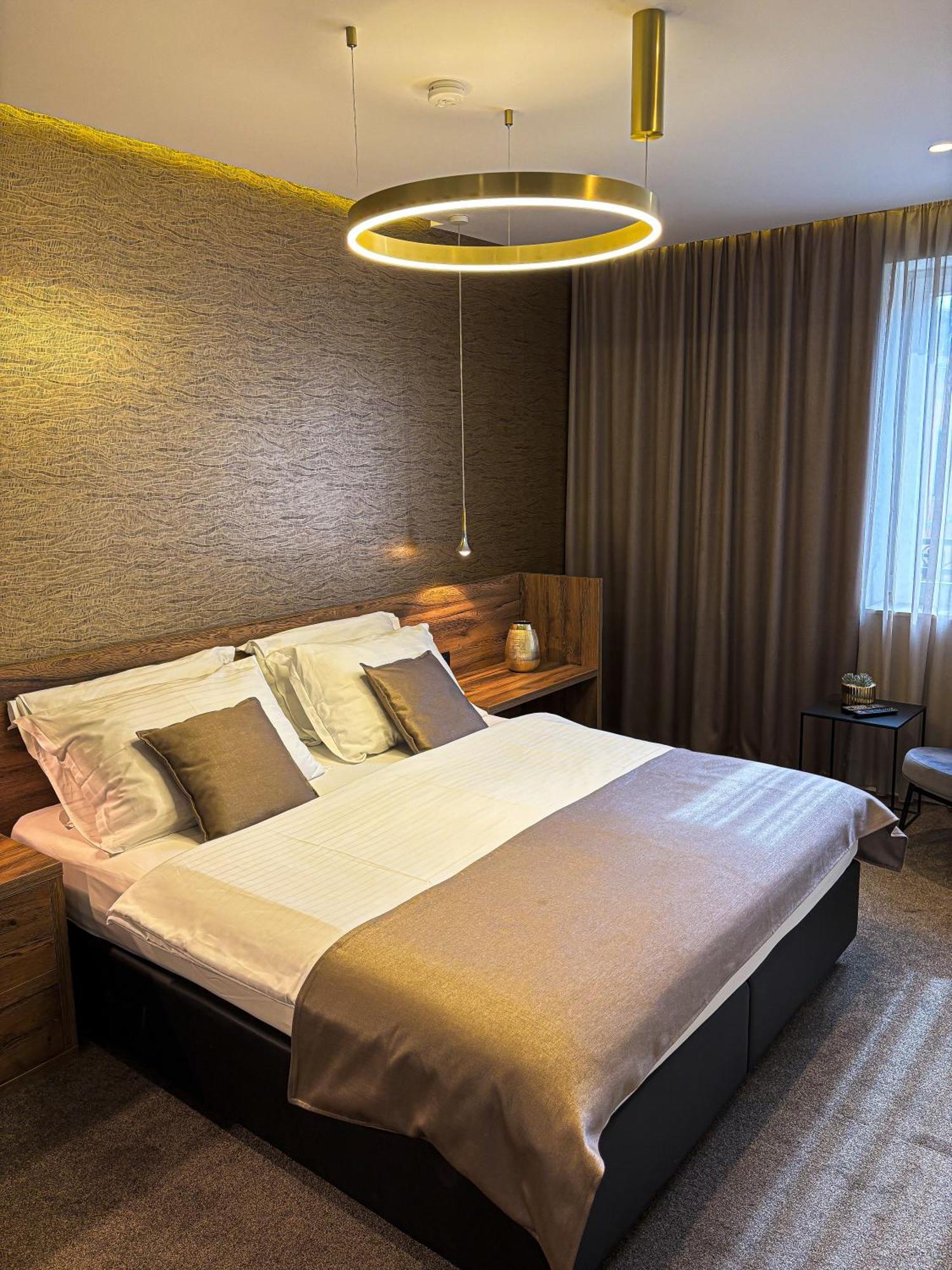 Calma Luxury Rooms Сплит Екстериор снимка