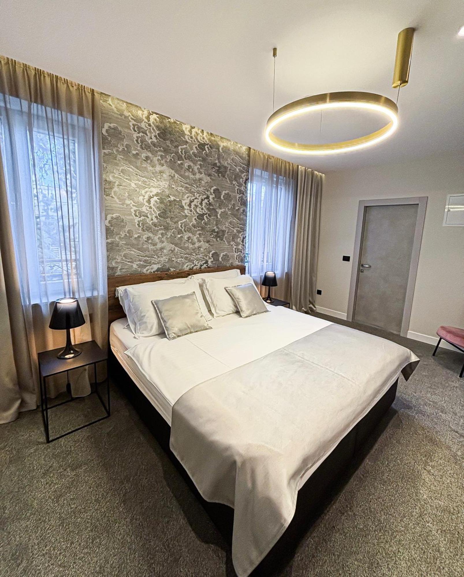 Calma Luxury Rooms Сплит Екстериор снимка