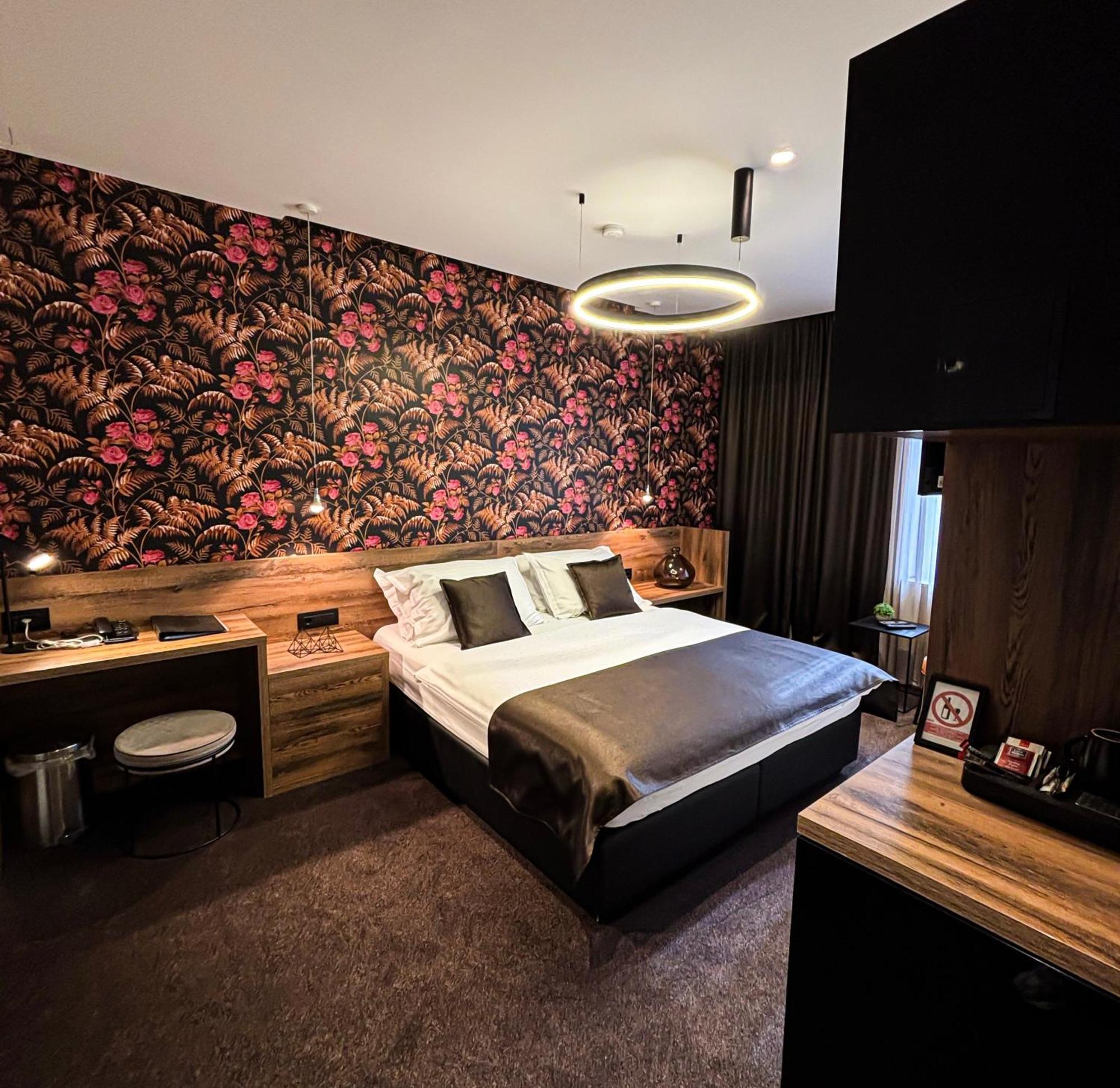 Calma Luxury Rooms Сплит Екстериор снимка